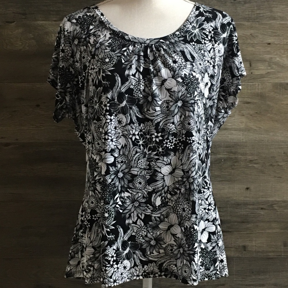 Black and White Worthington Floral Blouse